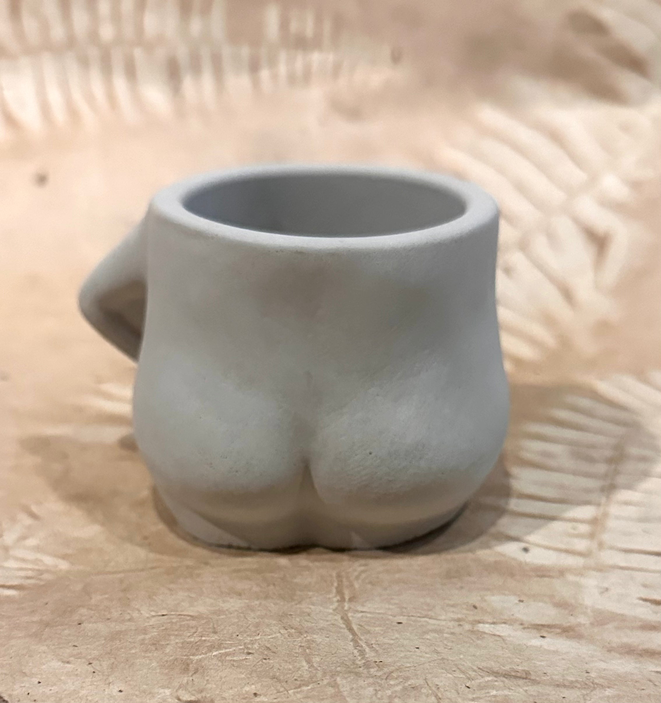 Pot belly